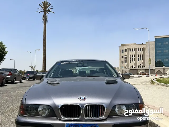 Bmw e39 model 1998 للبيع لقطة  حالة روعة