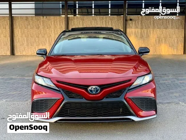 2021 تويوتا كامري XSE