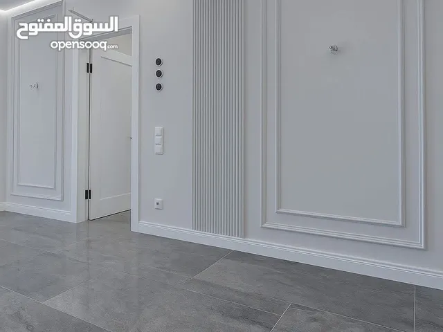 شركه مكه لإعمال الصبغ والديكور والاسقف المعلقه وتركيب الواح الشيبورد والباركيه الشارقه دبي عجمان