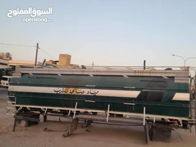 شاحنة صهريج مرسيدس بنز موديل 2021 مستعملة بحالة جيدة