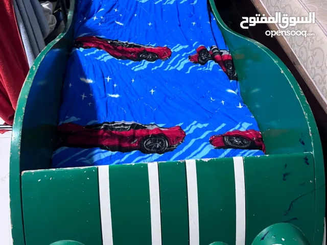 سرير خشب بحريني 30 دينار