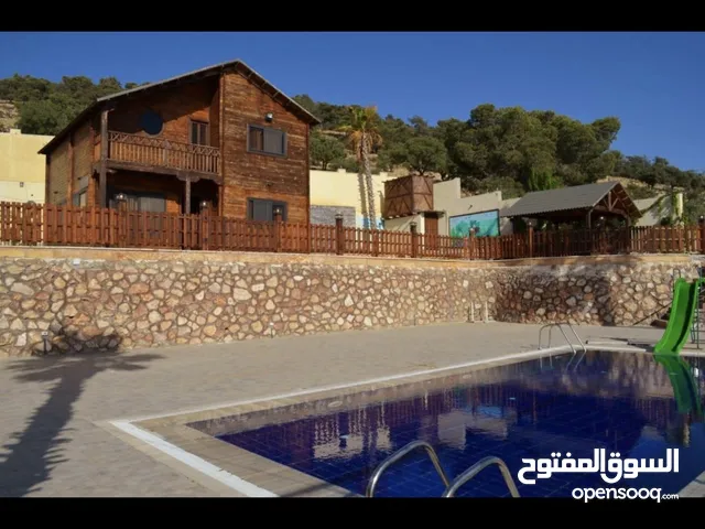4 Bedrooms Chalet for Rent in Amman Al Urdon Street