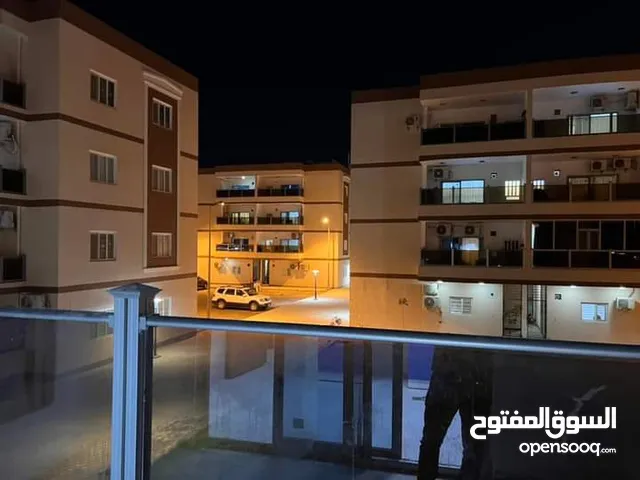 شقة حديثة ديلوكس للإيجار في مجمع الأمل 3 تؤجر للعوائل فقط