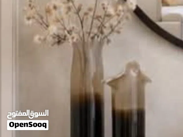فازات وتنسيقات ورد ديكورية مميزة