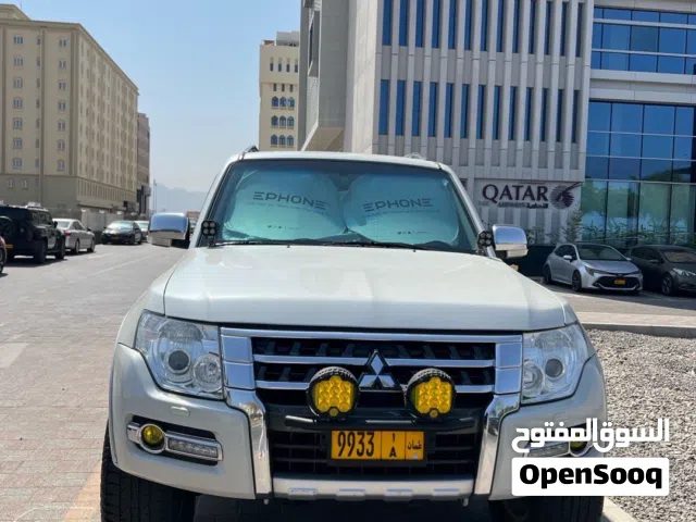 2021 ميتسوبيشي باجيرو GLS Top