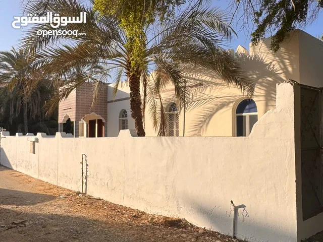 200 m2 3 Bedrooms Townhouse for Rent in Muscat Quriyat