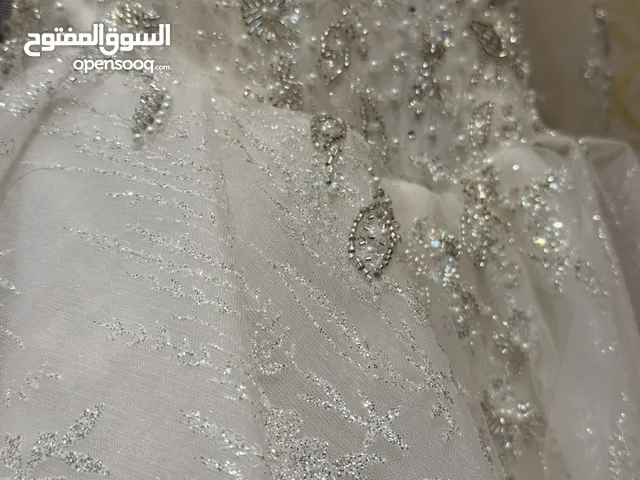 فستان عروس راقي ونظيف 2025
