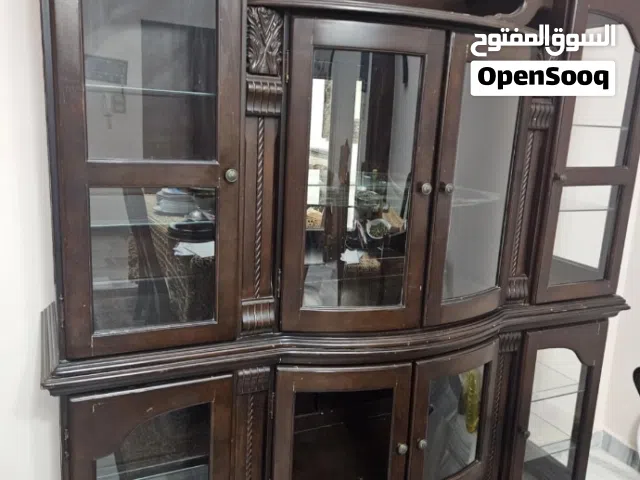 بوفيه غرفة معيشه/ضيوف