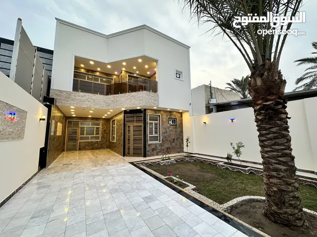 300 m2 5 Bedrooms Townhouse for Sale in Najaf Al Mualmeen