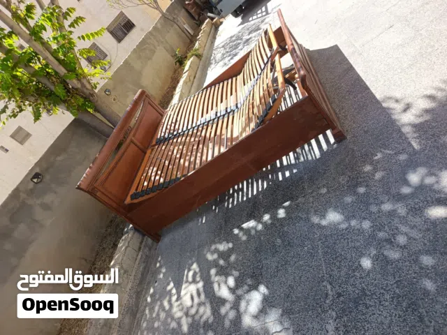 تخت مزوج نظام اجنبي بحاله جيده جدا للبيع