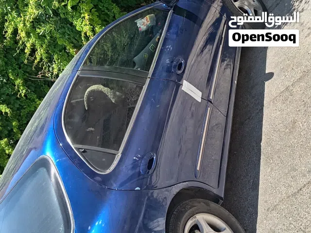1998 هيونداي افانتي Limited