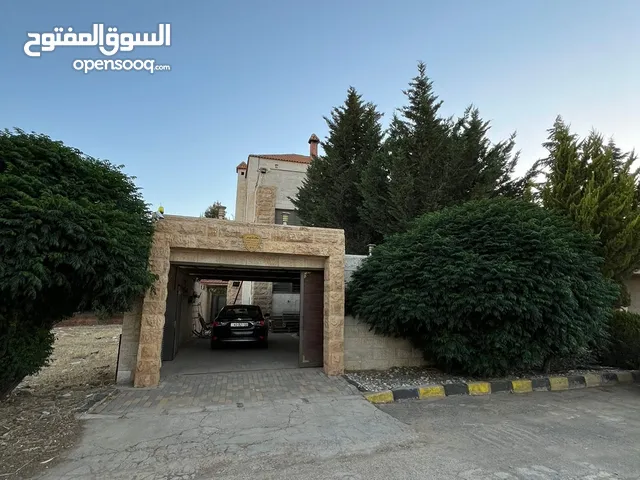900 m2 5 Bedrooms Villa for Sale in Amman Al Tuneib
