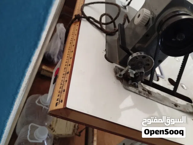 مكينة خياطة مشاغل