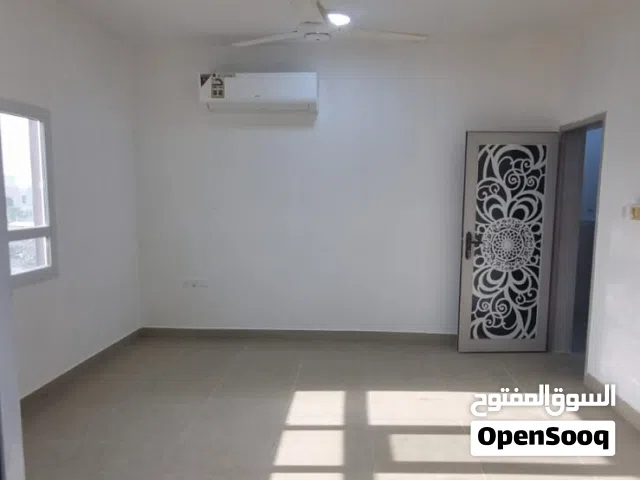 شقة جميلة للإيجار في المعبيلة السادسة Beautiful Apartment for Rent in Al Maabilah 6
