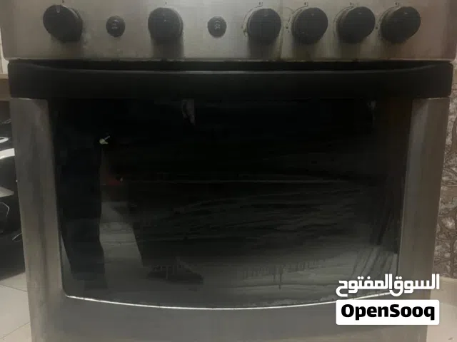 Used Cooking Range / Gas Stove with Oven – Good Working Condition