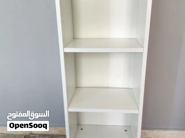 مكتبة ايكيا صغيرة