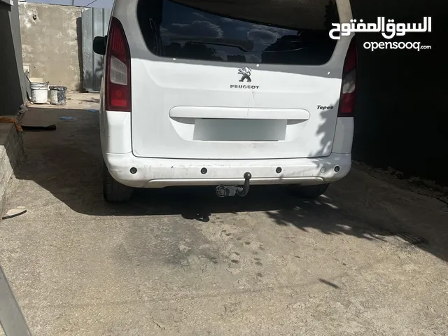 بيجو بارتنر 2017