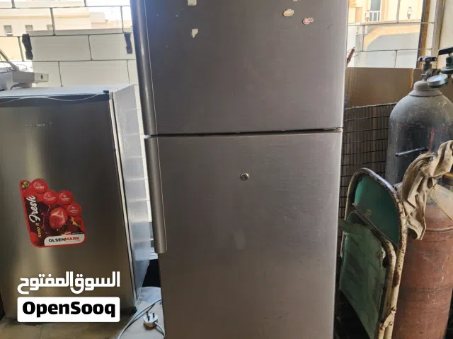 Sharp refrigerator fOr Selling