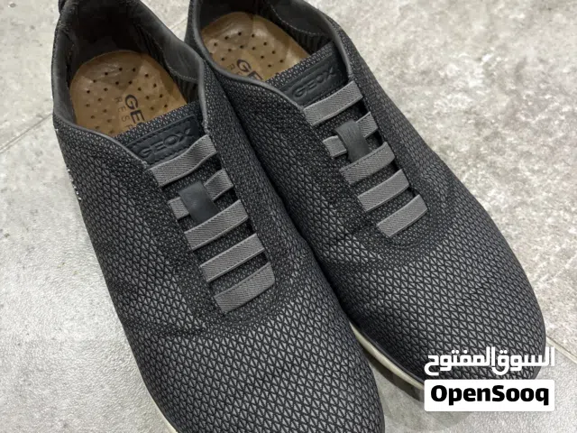 Geox Respira Sneakers - Size 42