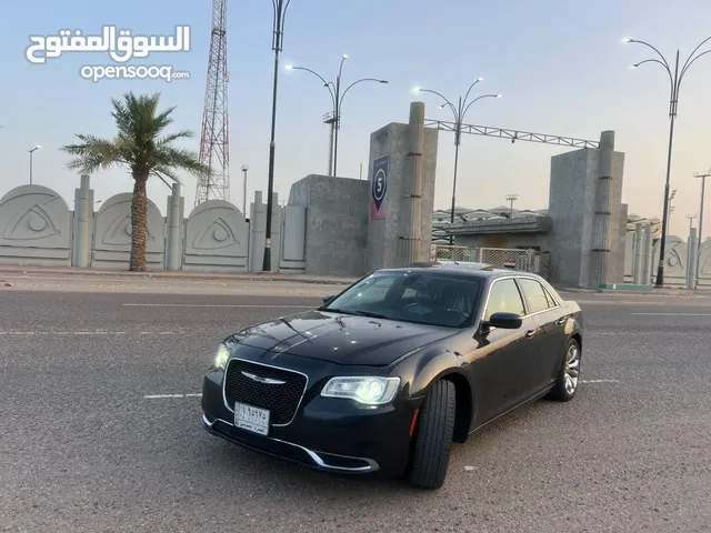 Chrysler 300 2016 in Basra