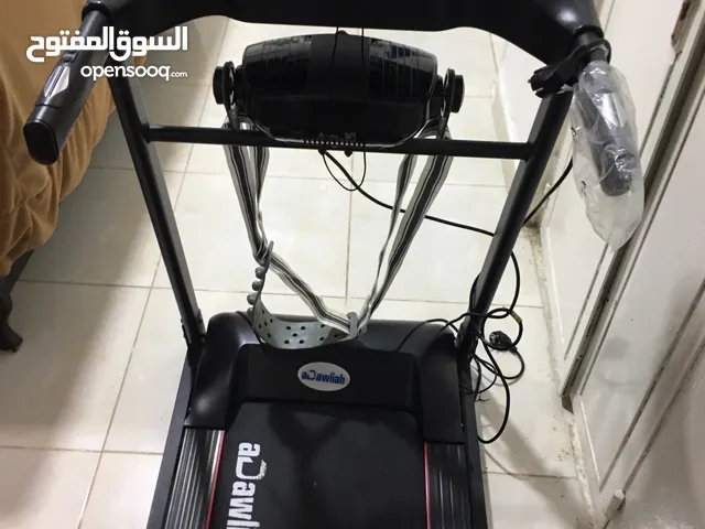 جهاز مشي كهربائي