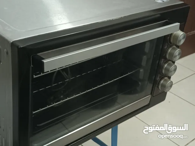 "Hot and Sizzling: The Ultimate Oven for All Your Cooking Needs!"
