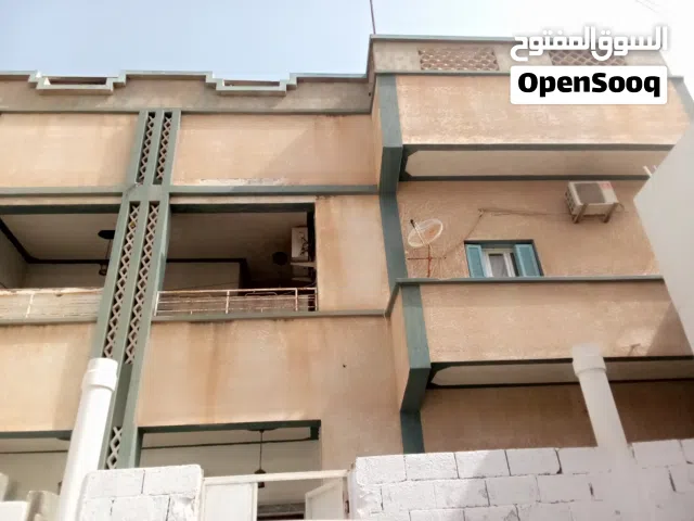 منزل للبيع ثلاثه طوابق