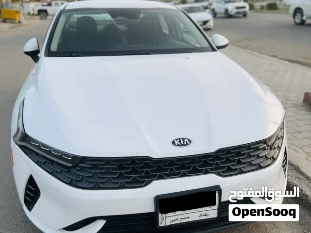 2021 كيا K5 LXS FWD