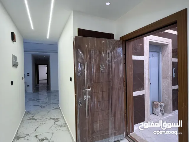 205 m2 3 Bedrooms Apartments for Sale in Amman Airport Road - Manaseer Gs