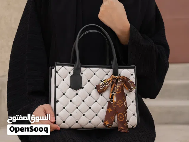 Hand Bags Beige for sale  in Baghdad