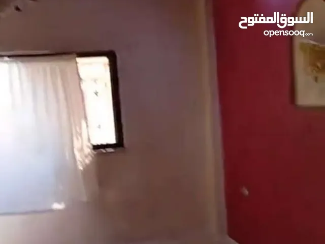 155 m2 3 Bedrooms Apartments for Rent in Zarqa Hay Ma'soom