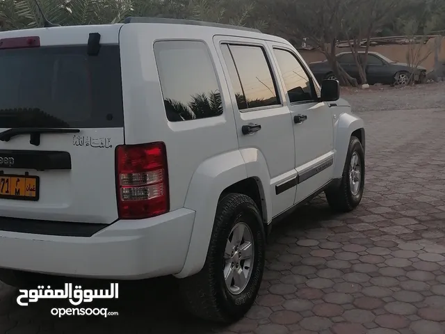جيب شيروكي 2012 للبيع