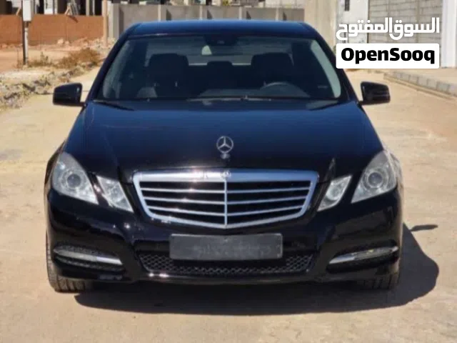 2013 مرسيدس بنز الفئة-E E 200