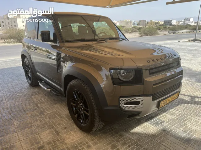 Land Rover Defender 2021 in Muscat