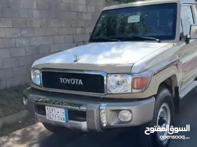 تويوتا شاص 2015 نظيفه مره