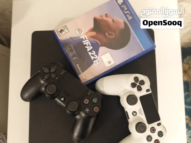PS4 Slim, low firmware version 10.01, already jailbroken, with 2 joysticks
