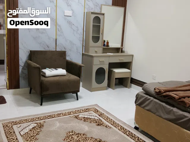 غرفه لايجار اليومي عبري