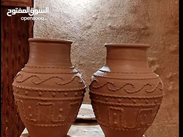 للبيع مزهريات فخارية يدوية الصنع بجودة عالية وتصاميم مميزة