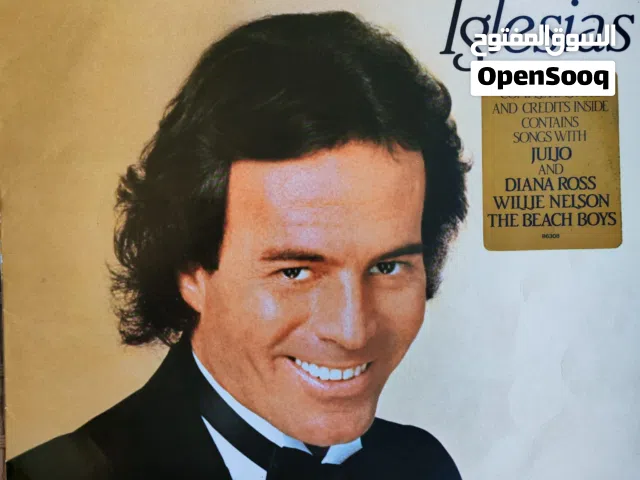 اسطوانات بيك اب ( فنيل) لكبار والمطربين العالميين والفرق الموسيقيه بحاله الزيرو سرعه 33