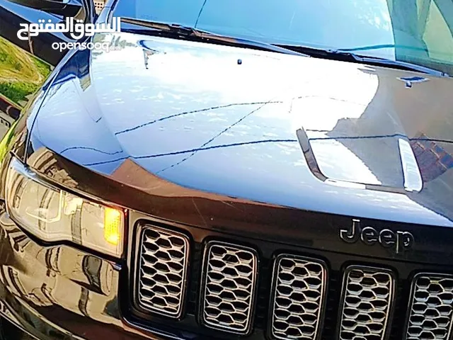 Used Jeep Grand Cherokee in Babylon