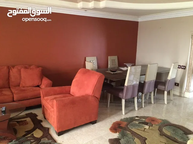 190 m2 2 Bedrooms Apartments for Rent in Cairo Maadi