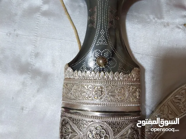 خنجر عماني بقرن زراف هندي أصلي