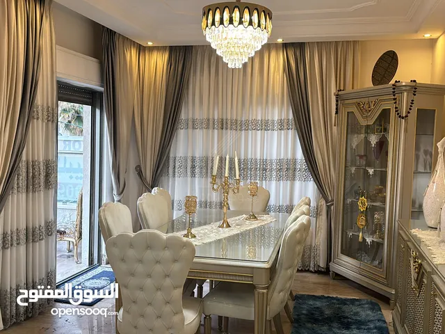 196 m2 3 Bedrooms Apartments for Sale in Amman Um Uthaiena Al Gharbi