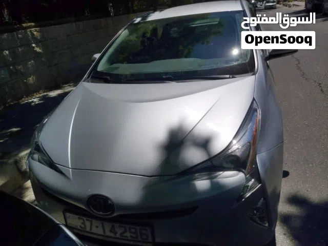 2018 تويوتا بريوس Prius