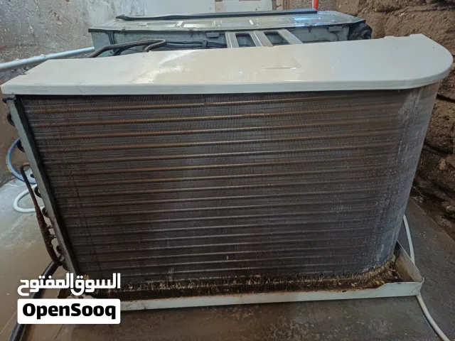 مكيف وستن طن ونص نظيف وبيه مجال قليل عنوان قبله هاتف