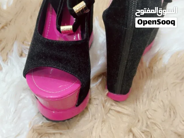 صندل للبيع جديد