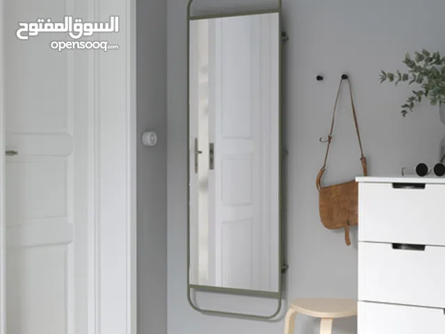 مرايه من ايكيا في حاله ممتازه