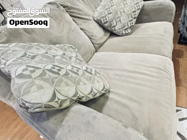 كنباي مقعدين من أشلي