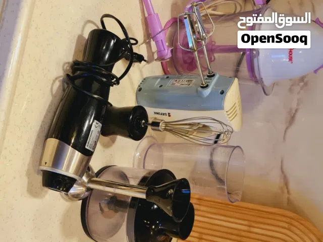 مجموعة خلاطات للبيع كلهن يشتغلن ونظيفات.