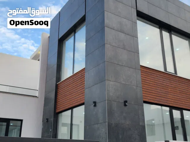 275 m2 4 Bedrooms Townhouse for Sale in Basra Other